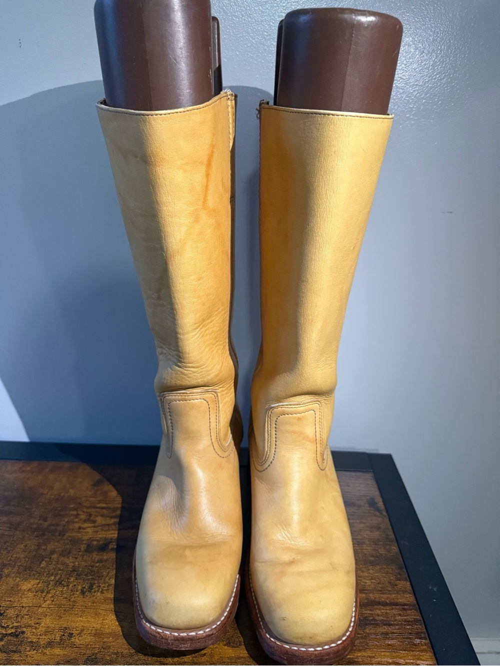 Authentic Frye Banana Campus Boots - Picture 11 of 11